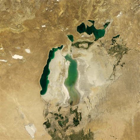 Aral Sea .